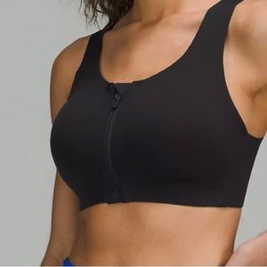 Lululemon Sport Bra 38DD Enlite Front-Zip Bra 
High Support